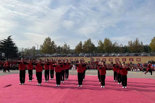 女孩子能去武校学习吗？嵩山少林寺武术学校招生条件是什么？