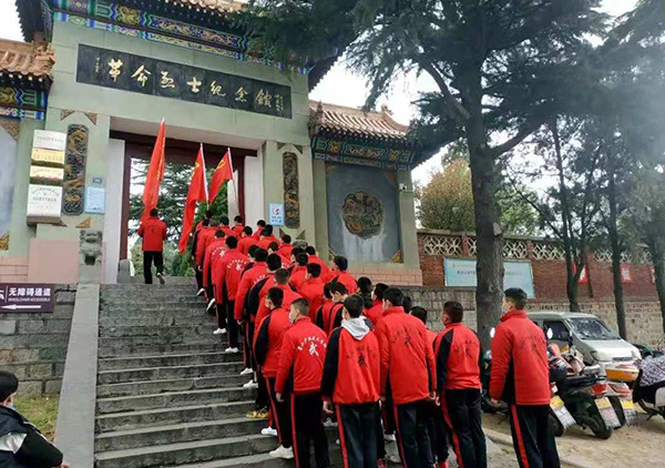 登封少林寺武术学校