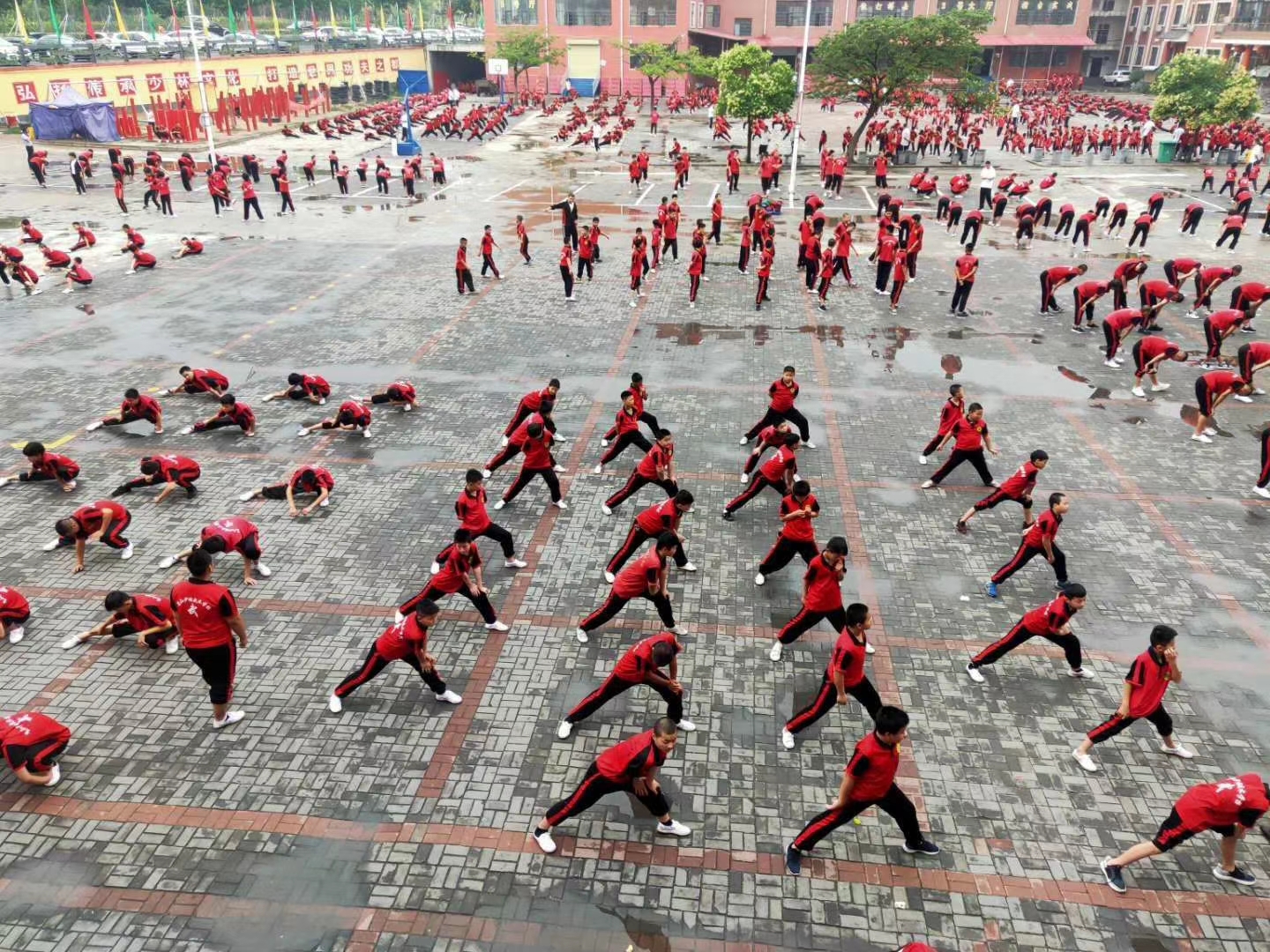 最好的少林寺武术学校在哪里【2021年少林寺武校招生】(图1)